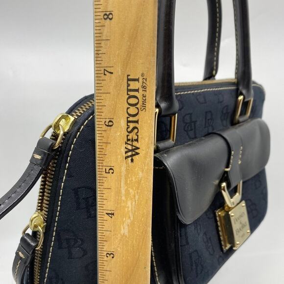 Dooney & Bourke Black Large Leather Shoulder Bag - Picture 3 of 9